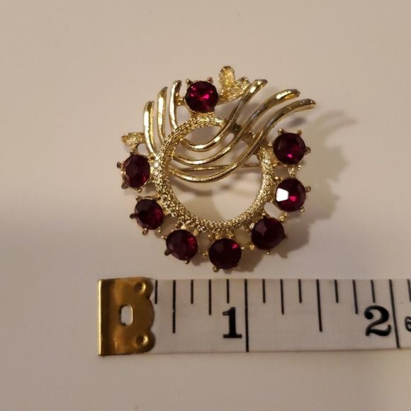 Ruby Rhinestone Brooch Pin, Goldtone - Picture 4 of 8